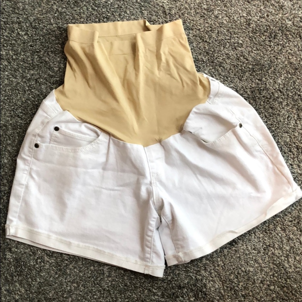 Maternity Boyfriend Shorts